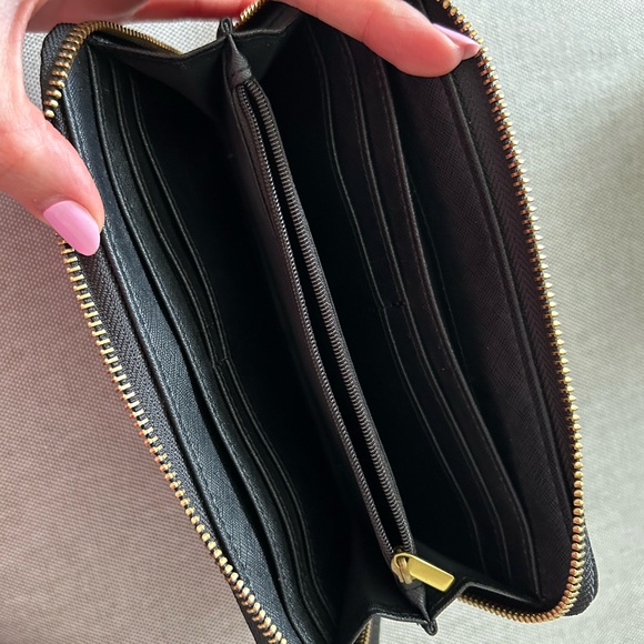 Fossil wallet - Picture 2 of 3